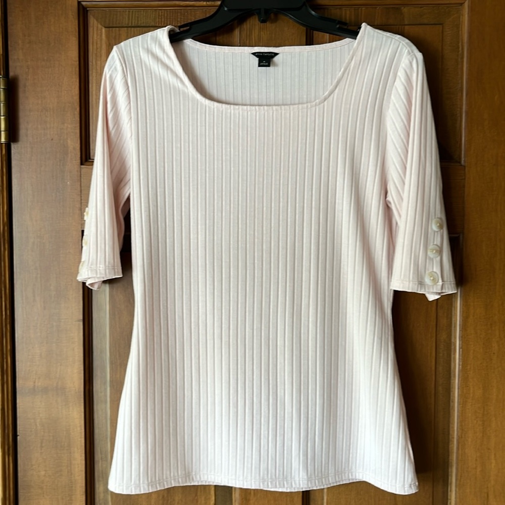 Ann Taylor pink ribbed fitted top